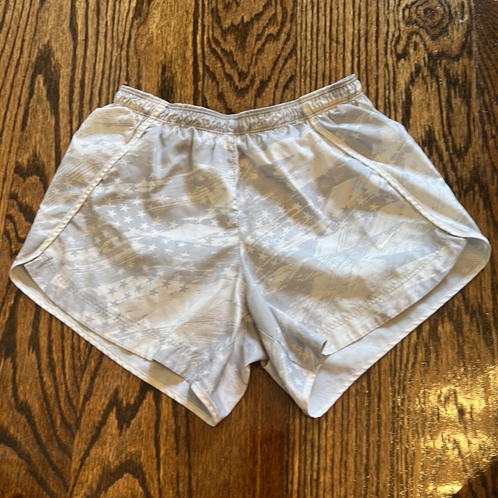 NWOT. Nike Youth Large running shorts